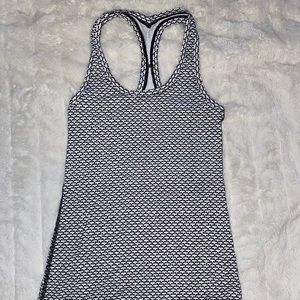 Lululemon Tank top!!